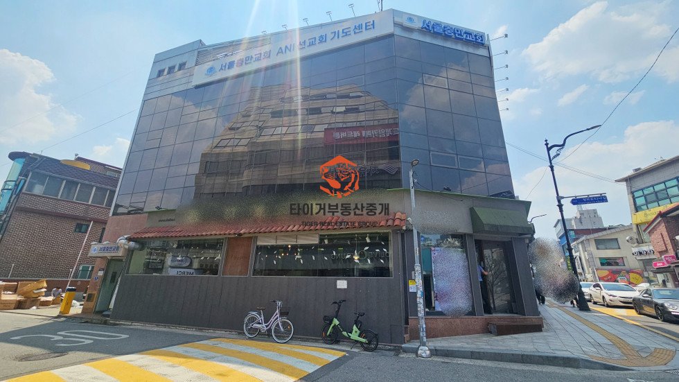 숙대입구역 숙대입구 올리브영 맞은편 코너 상가, 입지 최상