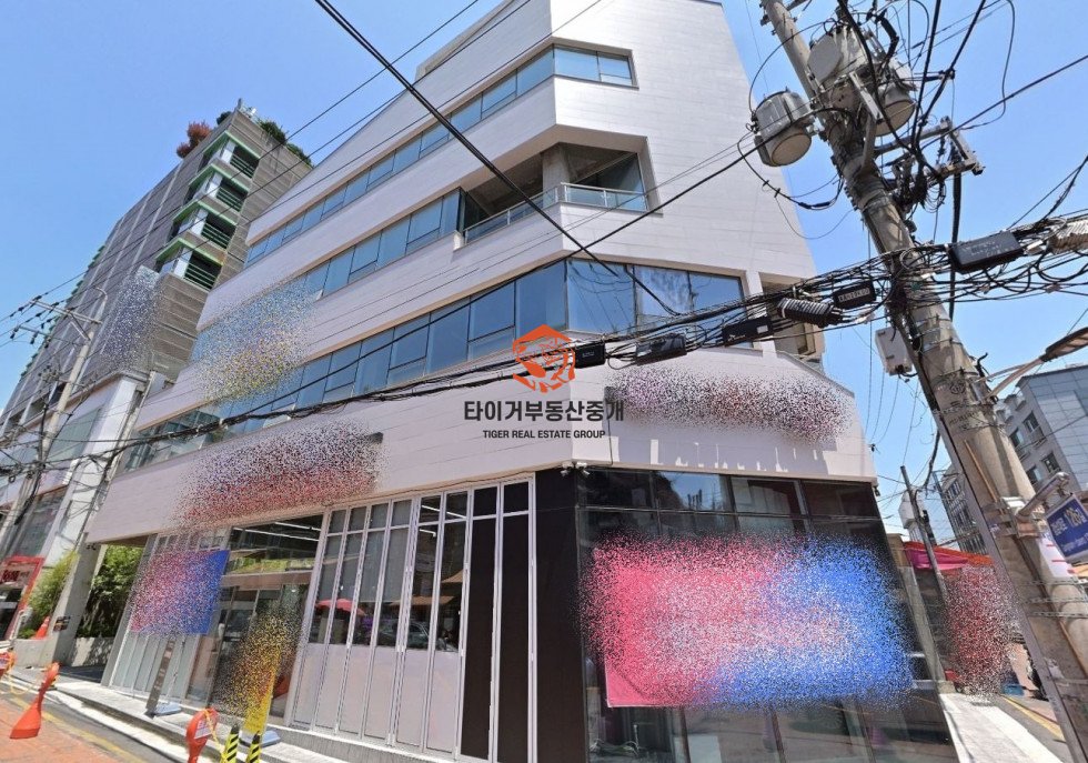 사무실 강남 신축 스튜디오 임대, 논현역 초역세권 코너