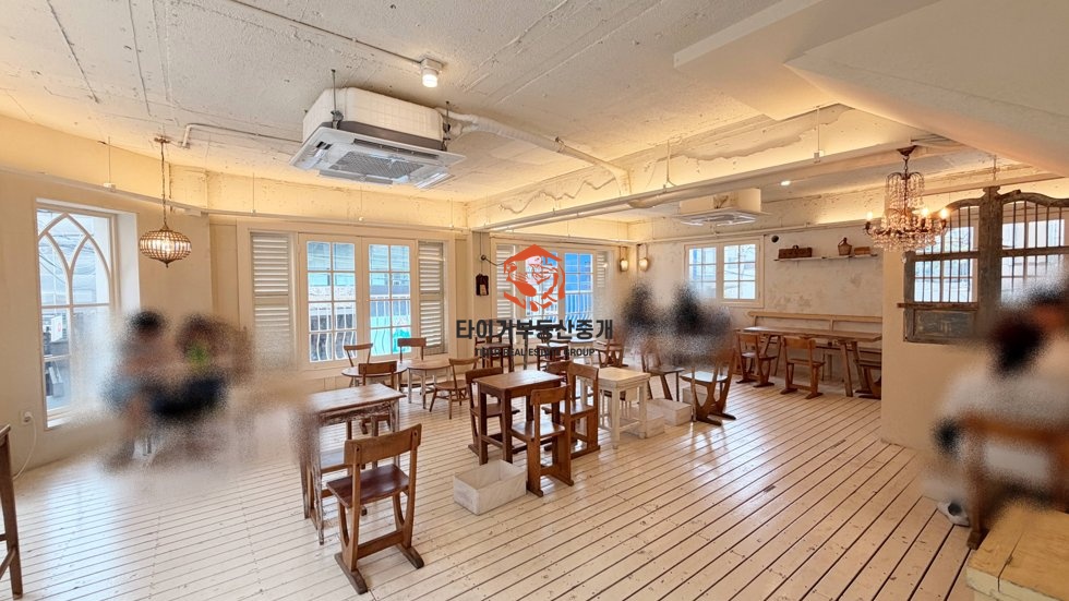압구정로데오 도산공원 인근 통임대 플래그쉽스토어 쇼룸 사옥 추천 사진 7