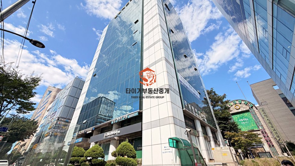 논현역 초역세권 대로변 S급 건물 인테리어 사무실 룸