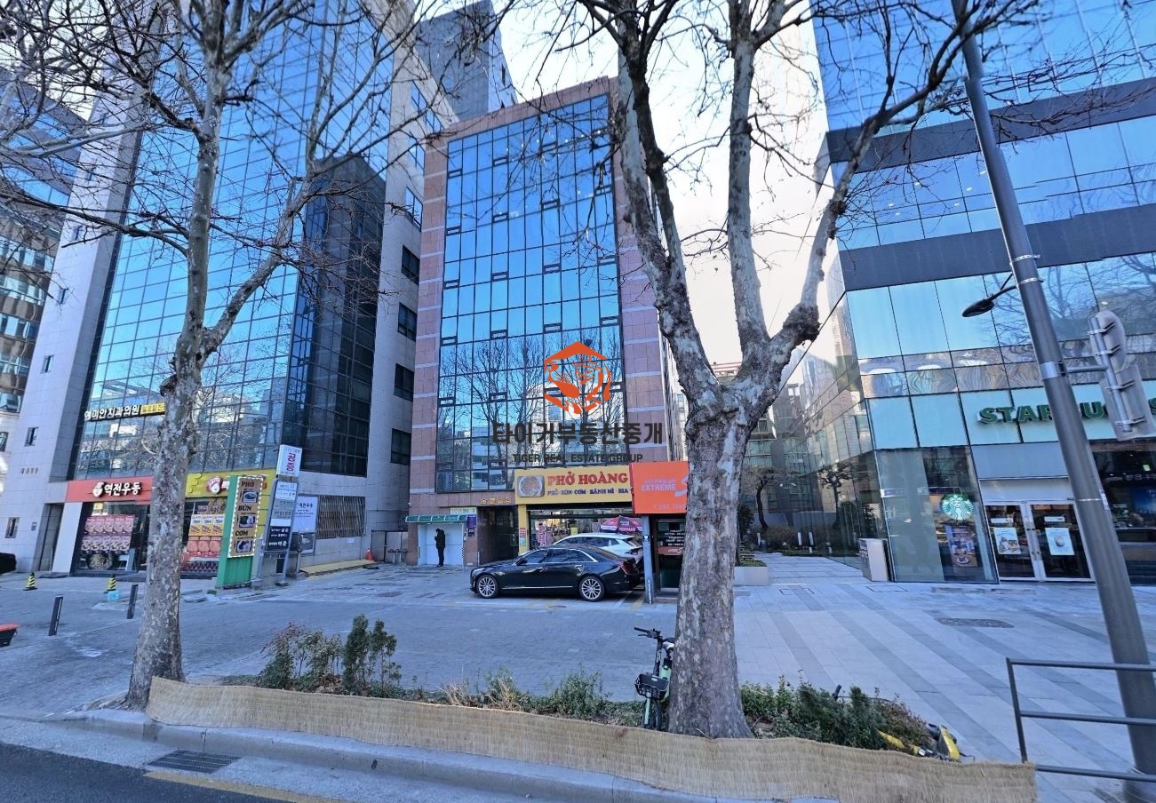 교대역 초역세권 대로변 사무실 임대, 법무법인추천 인테리어 우수 사진 11
