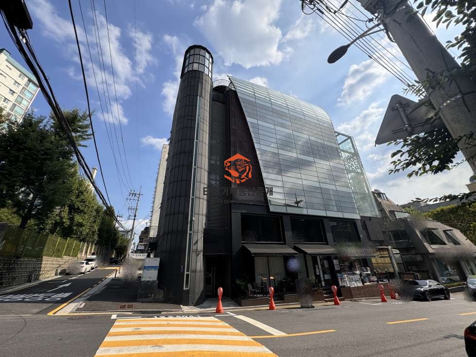 이스터빌딩