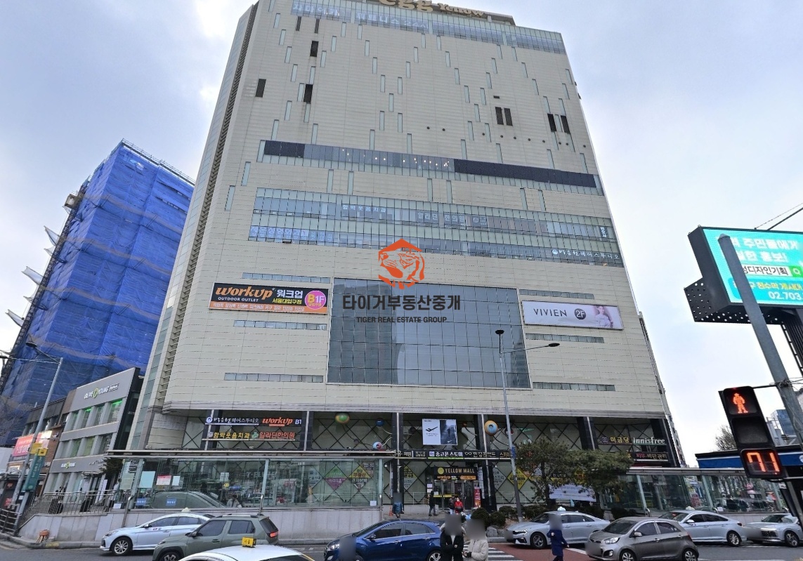 서울대입구역 병원 임대, 랜드마크급 가시성 우수