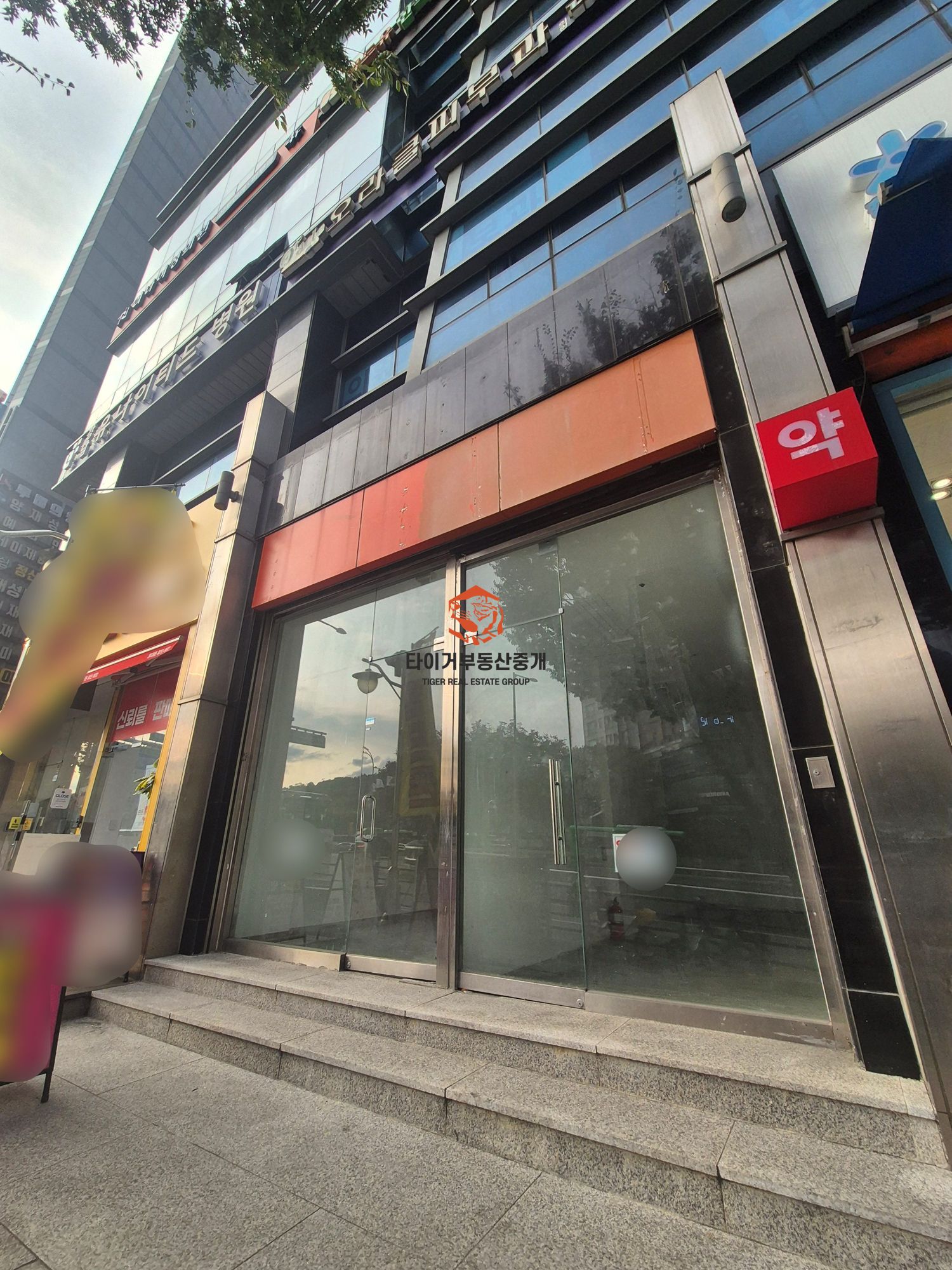 양재역 초역세권 1층 상가 임대