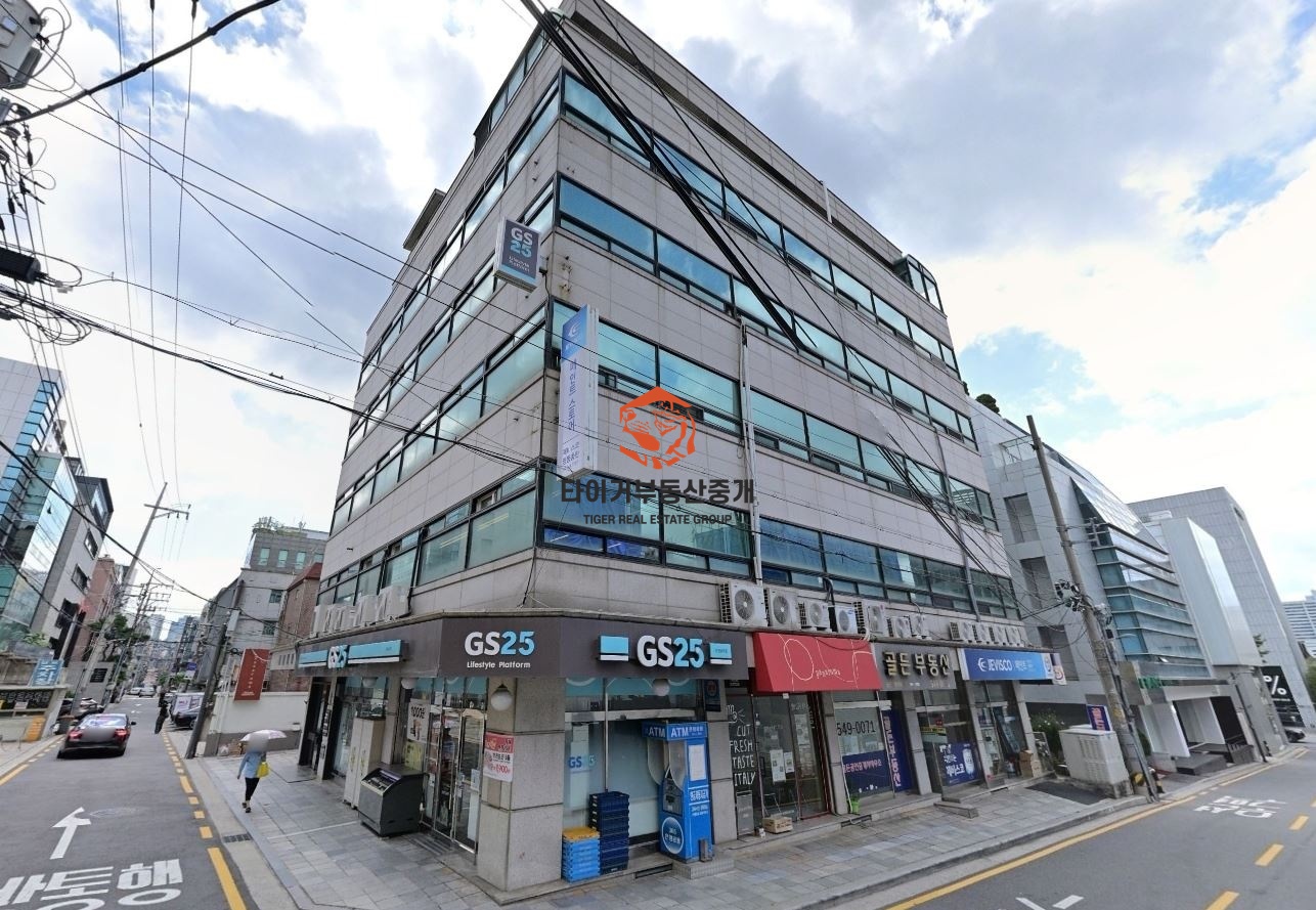 논현역 도보7분 내부 올수리 인테리어 우수한 사무실 임대 빠른계약 예상