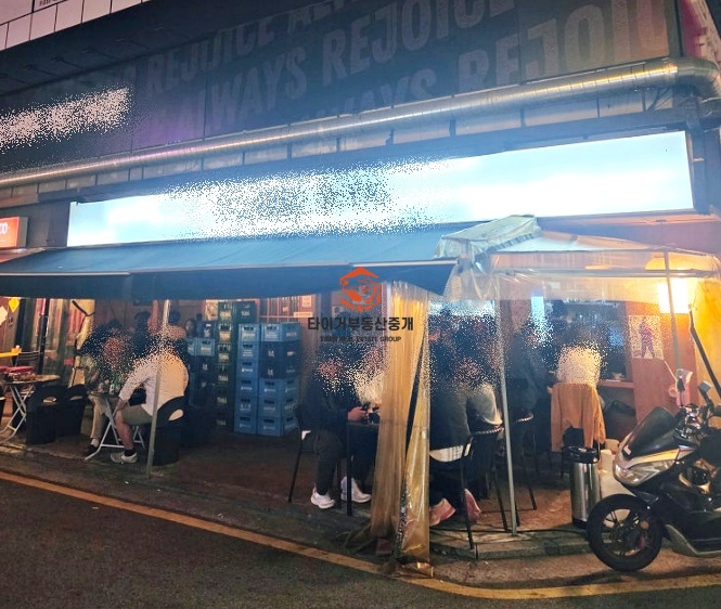 압구정로데오 먹자 사거리 코너1층 최강입지 사진 8