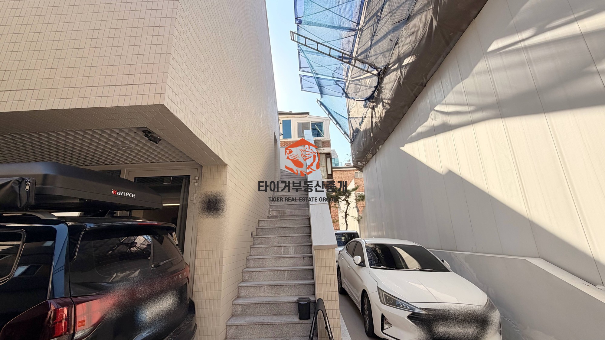 신사역 역세권 1년차 신축 컨디션 최상 홀구조 사진 11