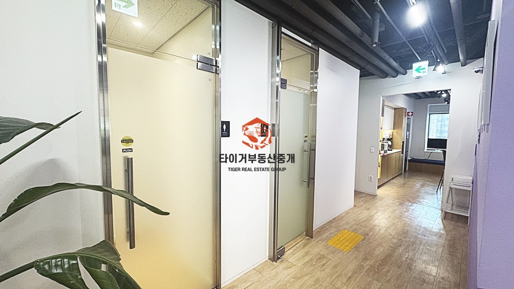 서초동 사무실 임대 강남역 역세권 내외관 인테리어 최상 병원 추천 사진 4
