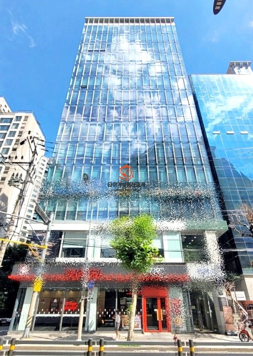 강남역 사무실임대 코너건물 주차, 인테리어 우수