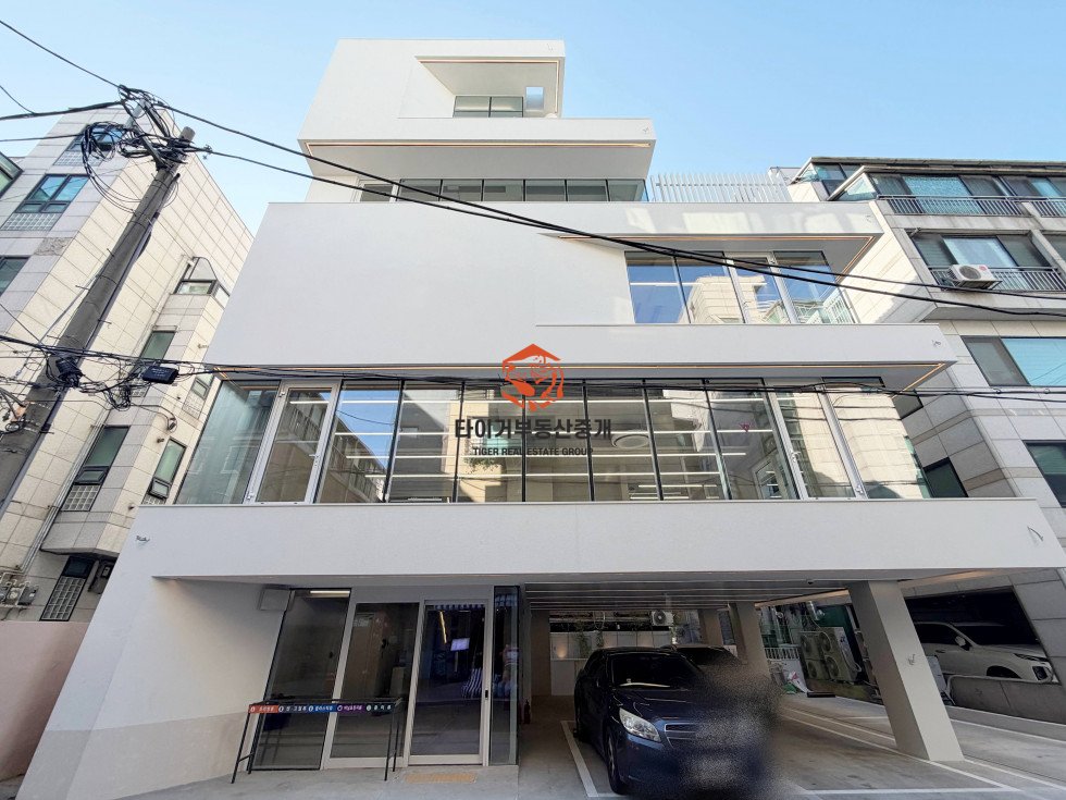 신사역세권 세로수길 통임대 사옥 26년 1월 준공