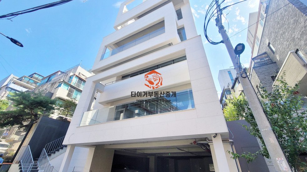 논현역 강남사옥임대 논현동 신축 통임대 럭셔리 사옥
