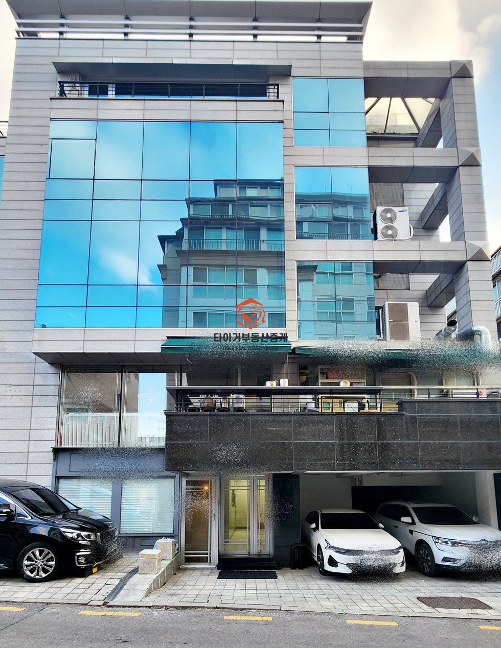 사진 8