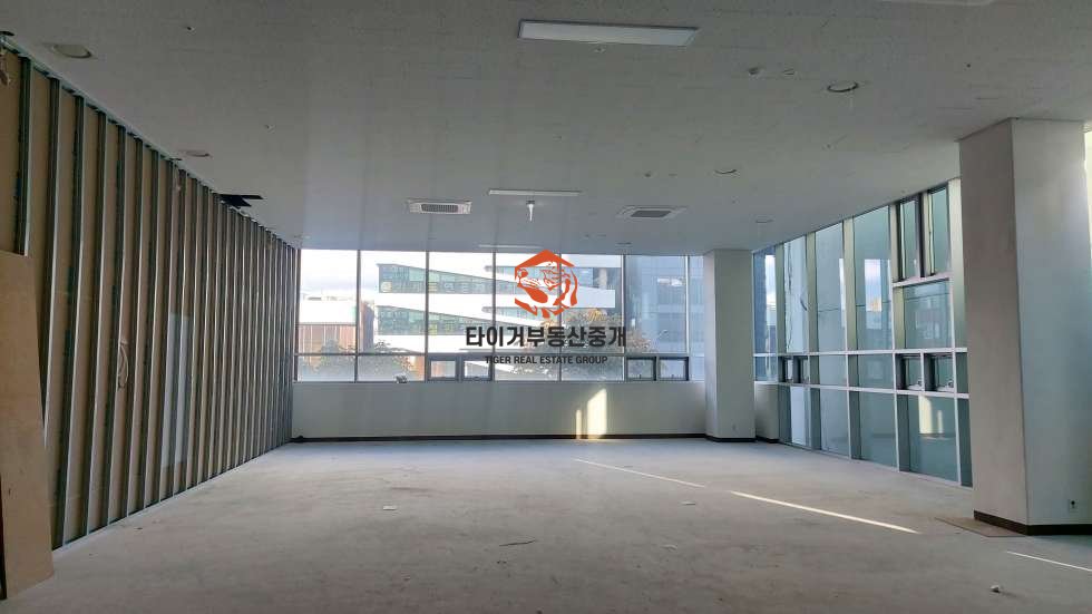 서초병원임대 논현역 강남대로 대로변 병원