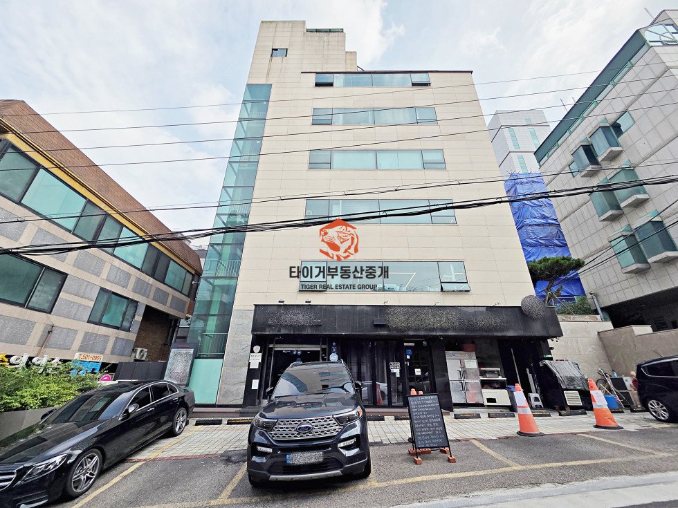 인테리어사무실 선정릉역 역세권, 깔끔한 인테리어, 탕비시설O 사무실 임대