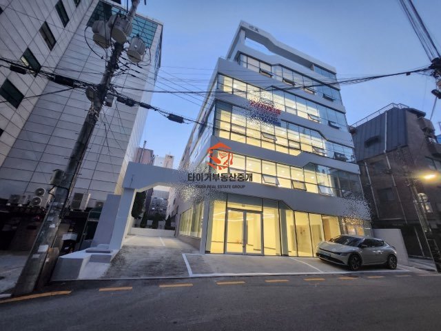신사역 사옥 통임대, 리모델링 건물 사무실