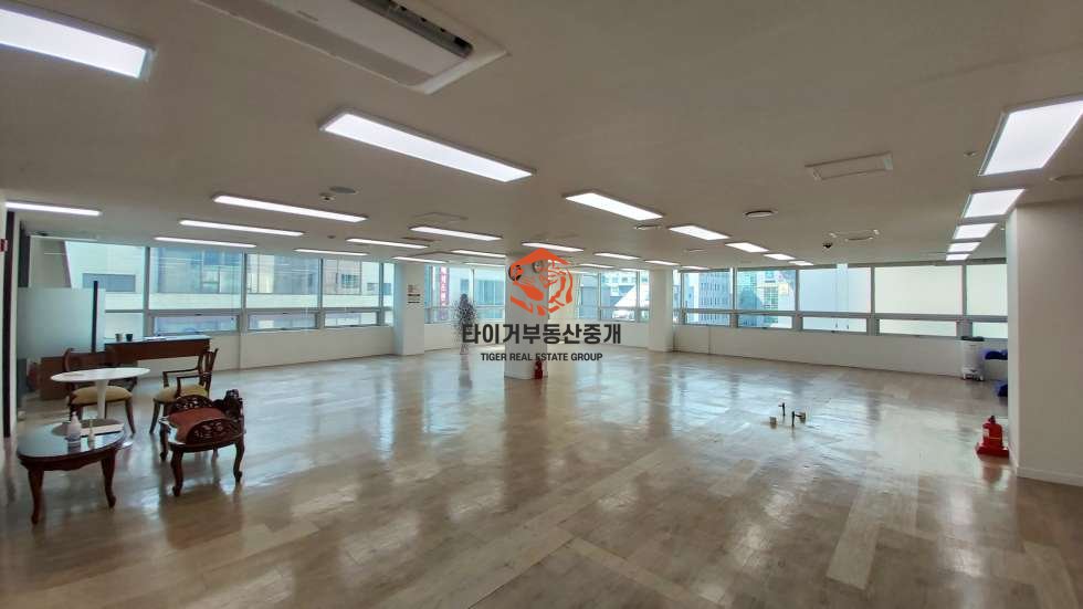 강남역 사무실, 병원 학원 면적 분할임대