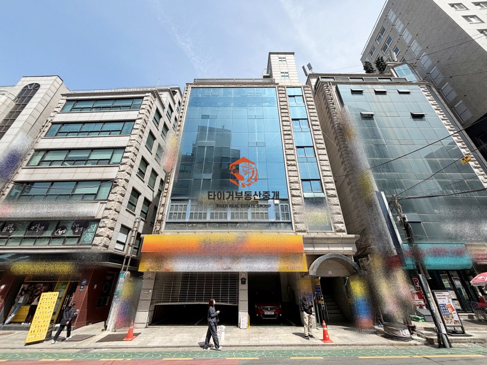 양재역 채광 우수한 네모반듯 연층 사무실 임대