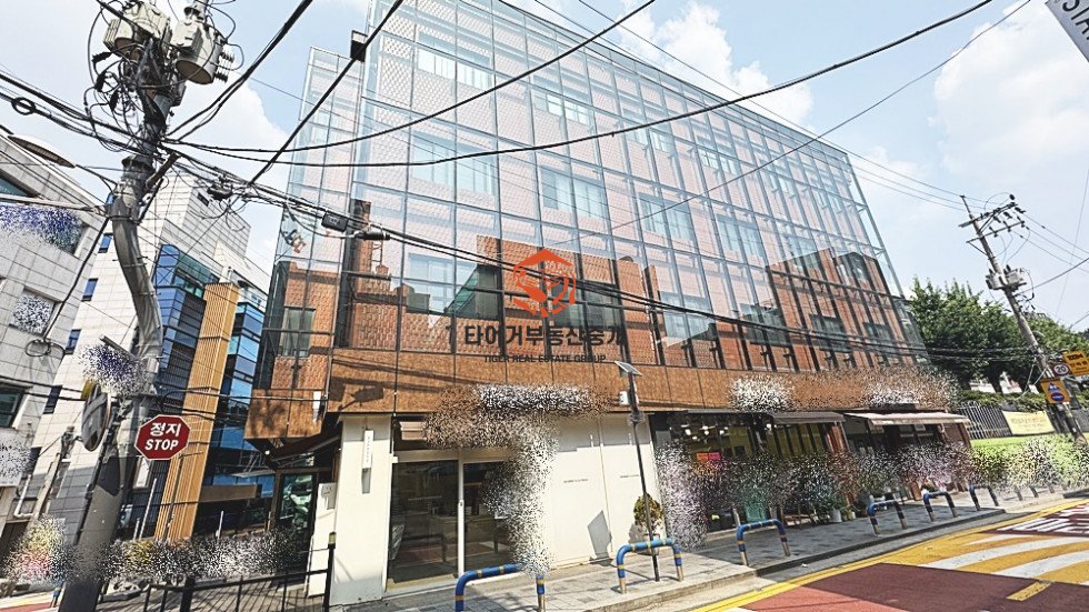 서초동 사무실 임대 남부터미널역 인근 가시성