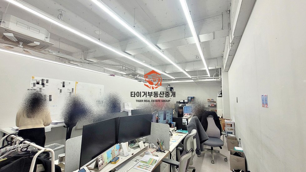 성수역, 근생 사무실 화이트톤 높은층고 성수동
