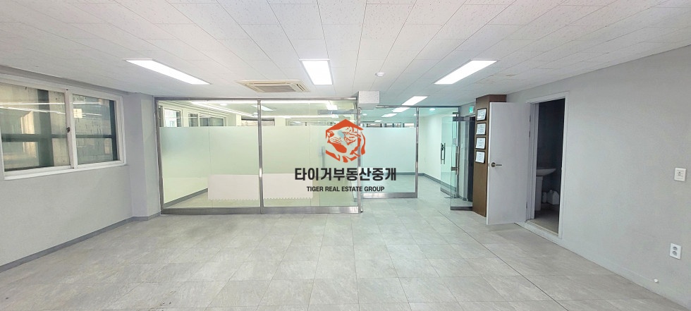 논현역 강남 논현동 소형사무실 저렴한가격, 넓은 평수