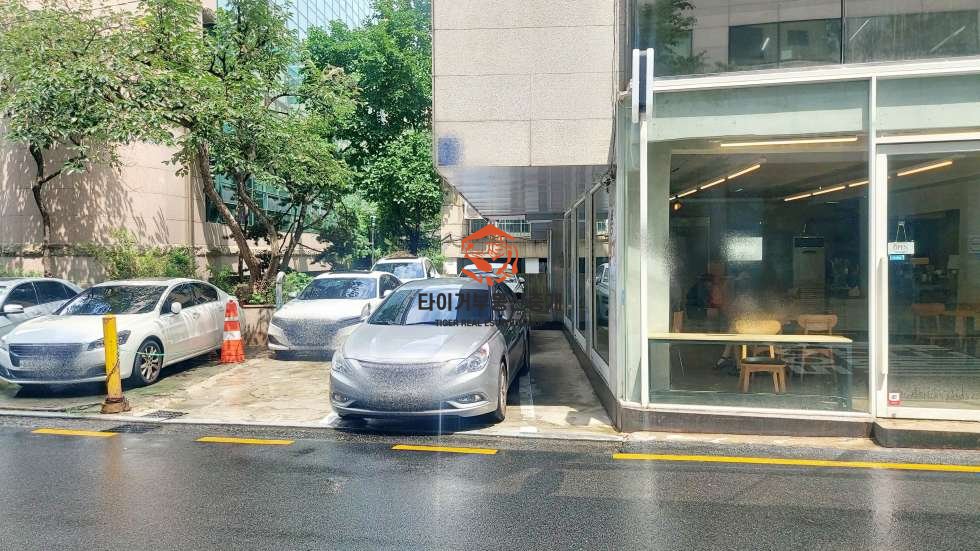 사진 8