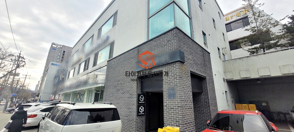 양재동 대형 사무실임대, 주차6대 이상 우수 대로변 105평 빠른계약