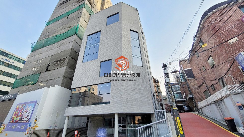웅 빌딩