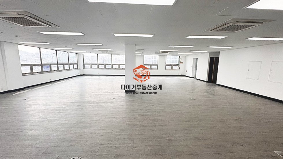 서초동 사무실 임대 서초역 반포대로 대로변 내외관