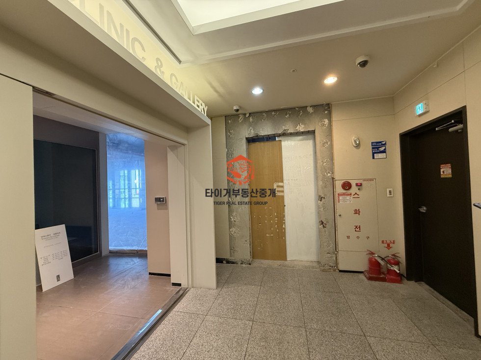 강남 병원임대 신사역 대로변 의원 임대