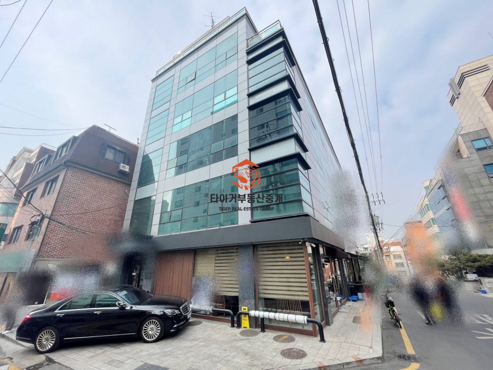 논현역 도보 초역세권 깔끔한 사무실 자주식 주차